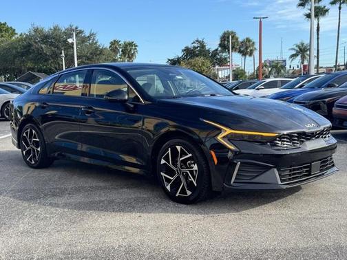 2025 Kia K5 EX