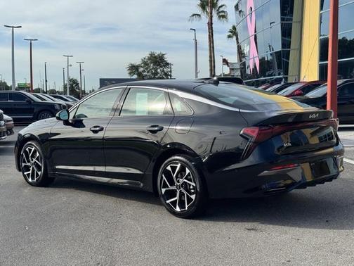 2025 Kia K5 EX