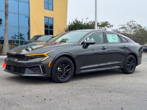 2026 Kia K5 LXS