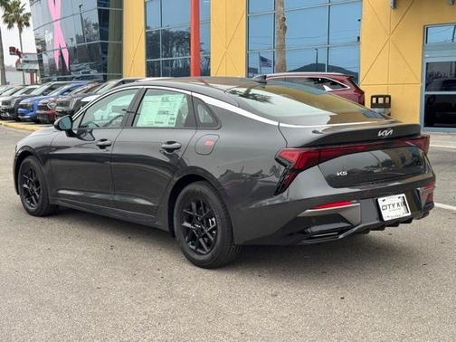 2026 Kia K5 LXS