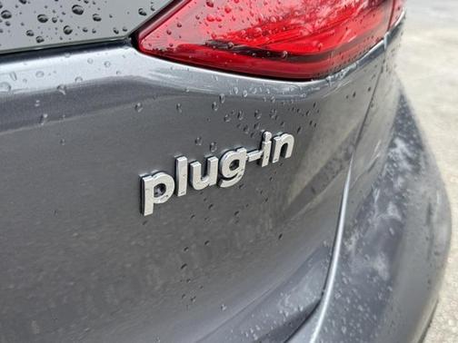 2019 Hyundai IONIQ Plug-In Hybrid Base