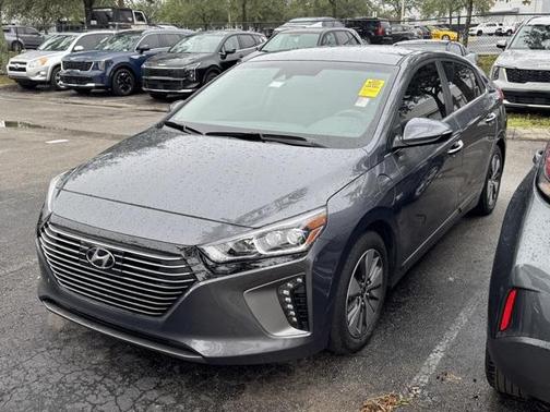 2019 Hyundai IONIQ Plug-In Hybrid Base