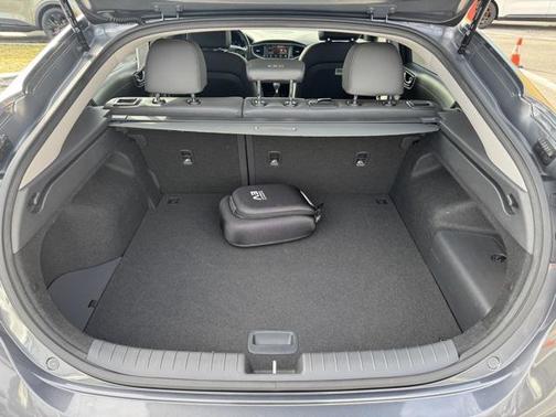 2019 Hyundai IONIQ Plug-In Hybrid Base