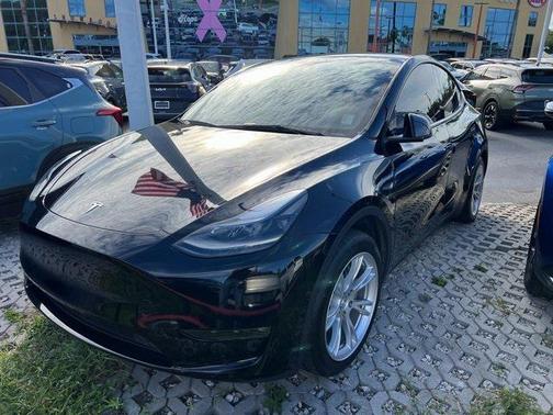 2023 Tesla Model Y Long Range