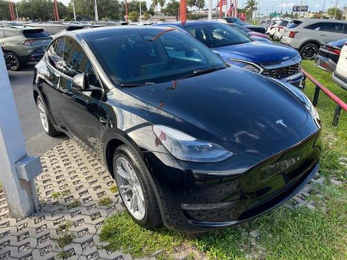 2023 Tesla Model Y Long Range