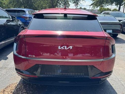 2024 Kia EV6 Wind