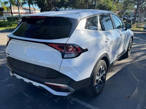 2023 Kia Sportage EX