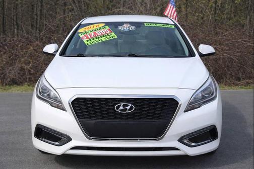2016 Hyundai SONATA Hybrid SE