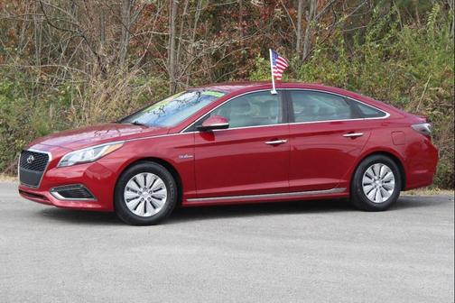 2016 Hyundai SONATA Hybrid SE