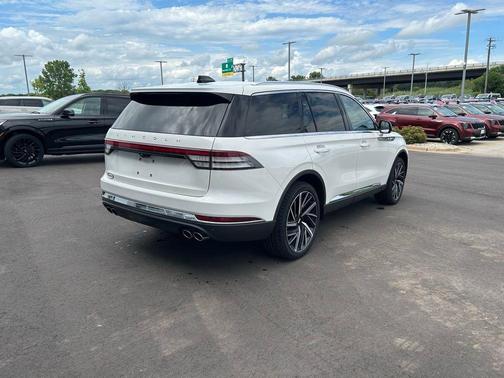 2025 Lincoln Aviator Reserve AWD