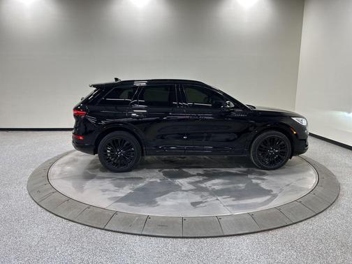 2025 Lincoln Corsair Reserve