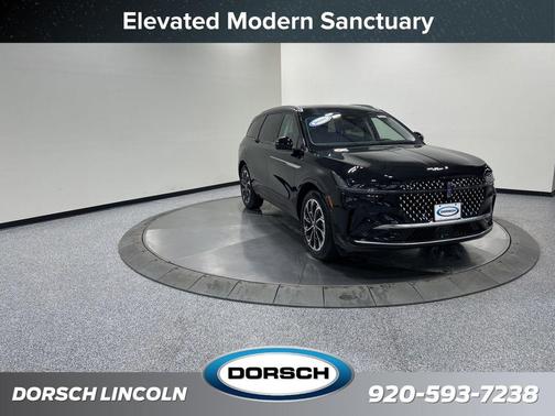 Infinite Black Metallic Clearcoat 2026 Lincoln Nautilus Reserve