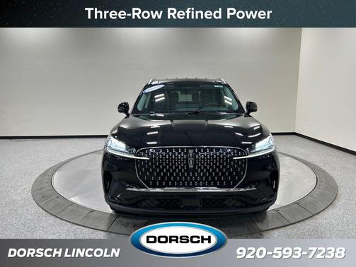 Infinite Black Metallic Clearcoat 2026 Lincoln Aviator Premiere