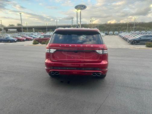 2025 Lincoln Aviator Premiere
