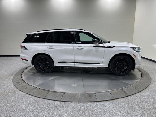 2023 Lincoln Aviator Reserve AWD