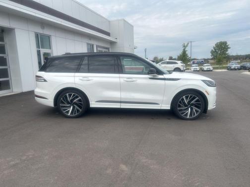 2025 Lincoln Aviator Black Label AWD