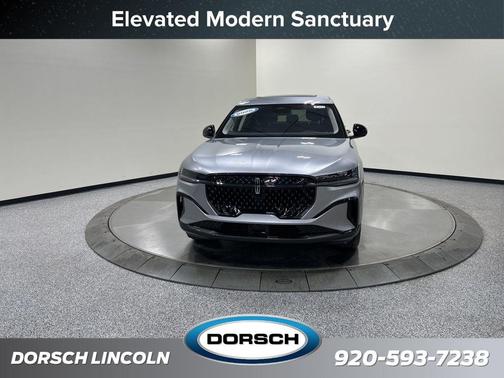 Silver Radiance Metallic Clearcoat 2026 Lincoln Nautilus Premiere