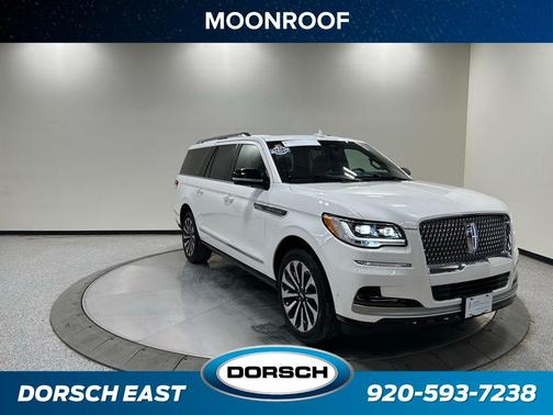 Pristine White Metallic Tri-Coat 2023 Lincoln Navigator Reserve