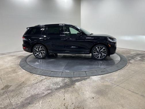 2026 Lincoln Aviator Black Label AWD