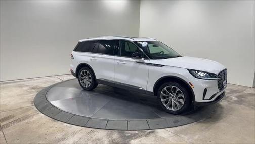 2025 Lincoln Aviator Premiere