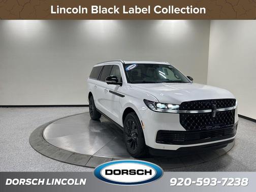 Star White Metallic Tri-Coat 2026 Lincoln Navigator Black Label