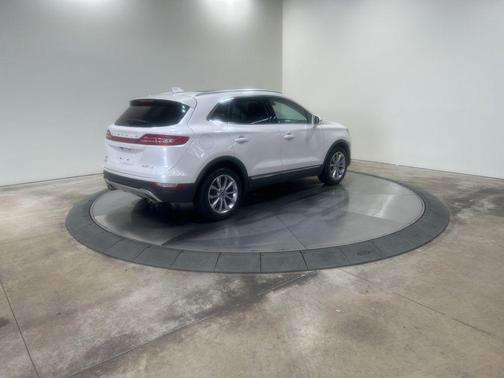 2017 Lincoln MKC Select