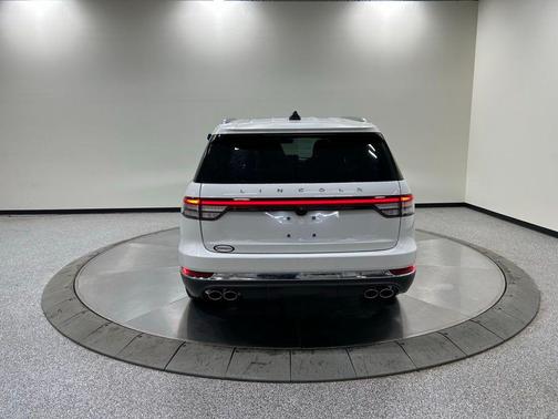 2026 Lincoln Aviator Reserve AWD