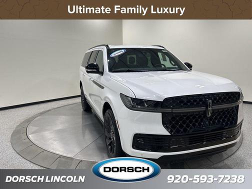 Star White Metallic Tri-Coat 2026 Lincoln Navigator Reserve