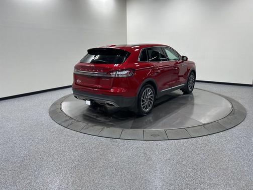 2020 Lincoln Nautilus Reserve