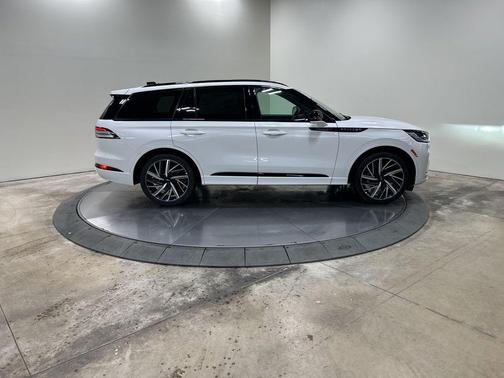 2026 Lincoln Aviator Black Label AWD