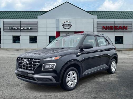 2020 Hyundai VENUE SEL