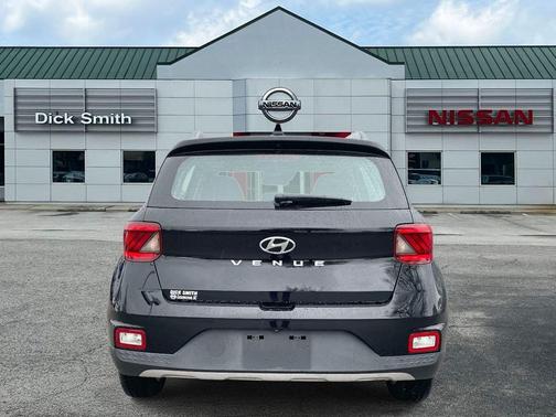 2020 Hyundai VENUE SEL