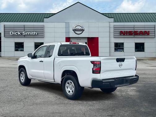 2025 Nissan Frontier S