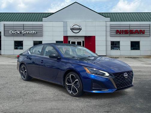 2023 Nissan Altima 2.5 SR