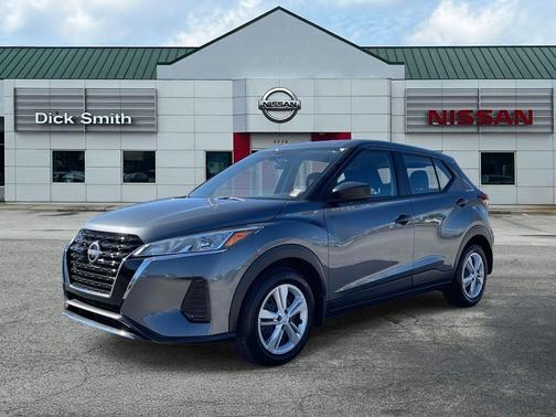 2025 Nissan Kicks Play S