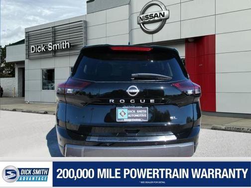2025 Nissan Rogue SL