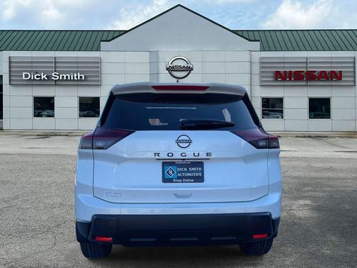 2026 Nissan Rogue DA