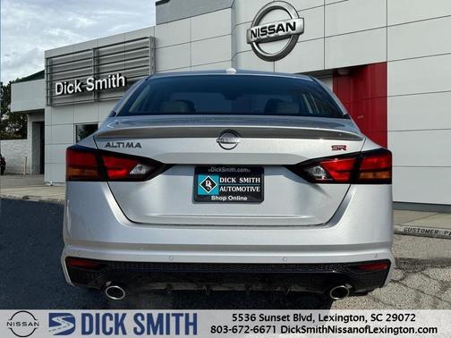 2025 Nissan Altima SR