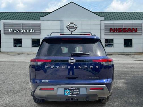 Deep Ocean Blue 2026 Nissan Pathfinder Platinum