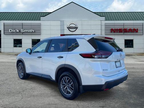 2025 Nissan Rogue S