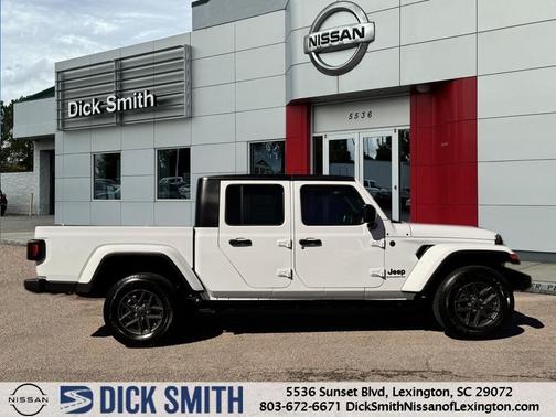 2024 Jeep Gladiator Sport