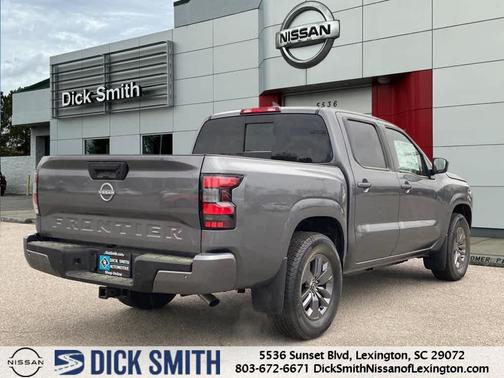 2025 Nissan Frontier SV