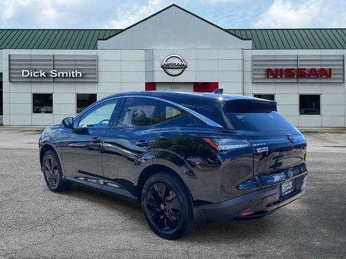 2026 Nissan Murano SV