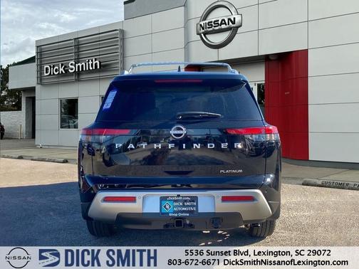 2025 Nissan Pathfinder Platinum