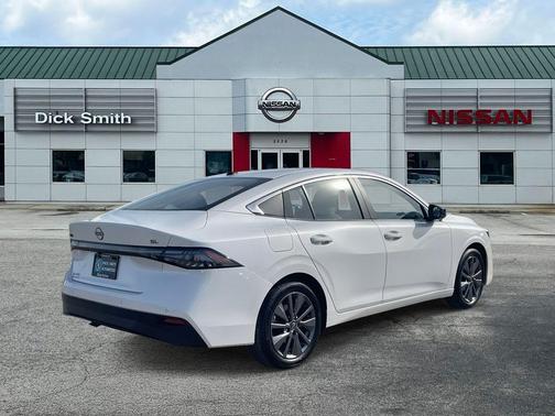 2026 Nissan Sentra SL