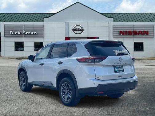 2025 Nissan Rogue S