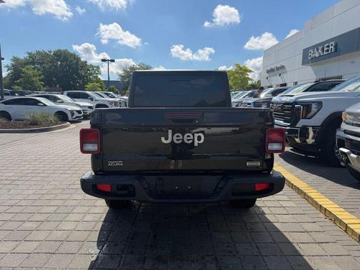 Black Clearcoat 2023 Jeep Gladiator Overland