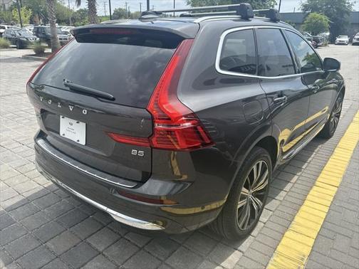 2022 Volvo XC60 B5 Inscription