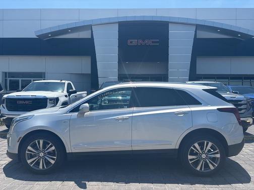 2020 Cadillac XT5 Premium Luxury