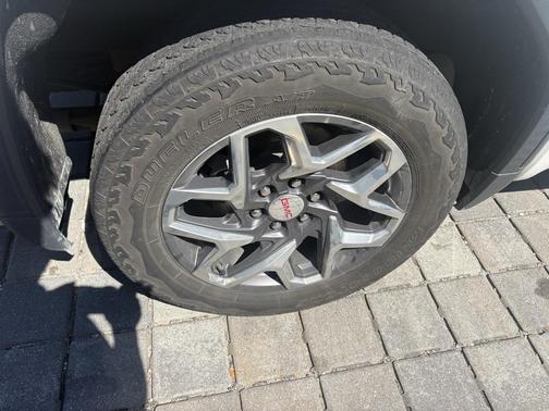 2022 GMC Sierra 1500 SLT